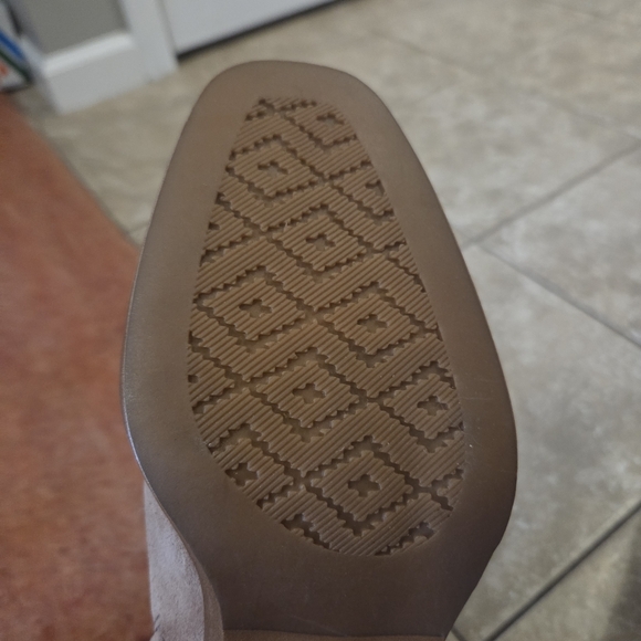 Zodiac Womens Tan Western Boho Ankle Chunky Heel Leather Suede Boot. Size 11 - Picture 8 of 10